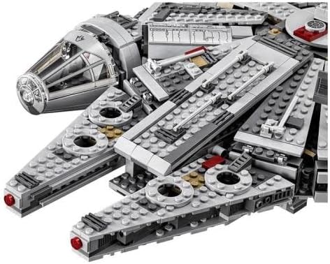 Millennium Falcon LEGO Star Wars avec cockpit détachable – Image 8