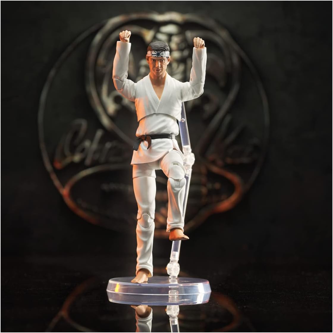 Figurine Daniel Cobra Kai 17.8 cm par Diamond Select – Image 3