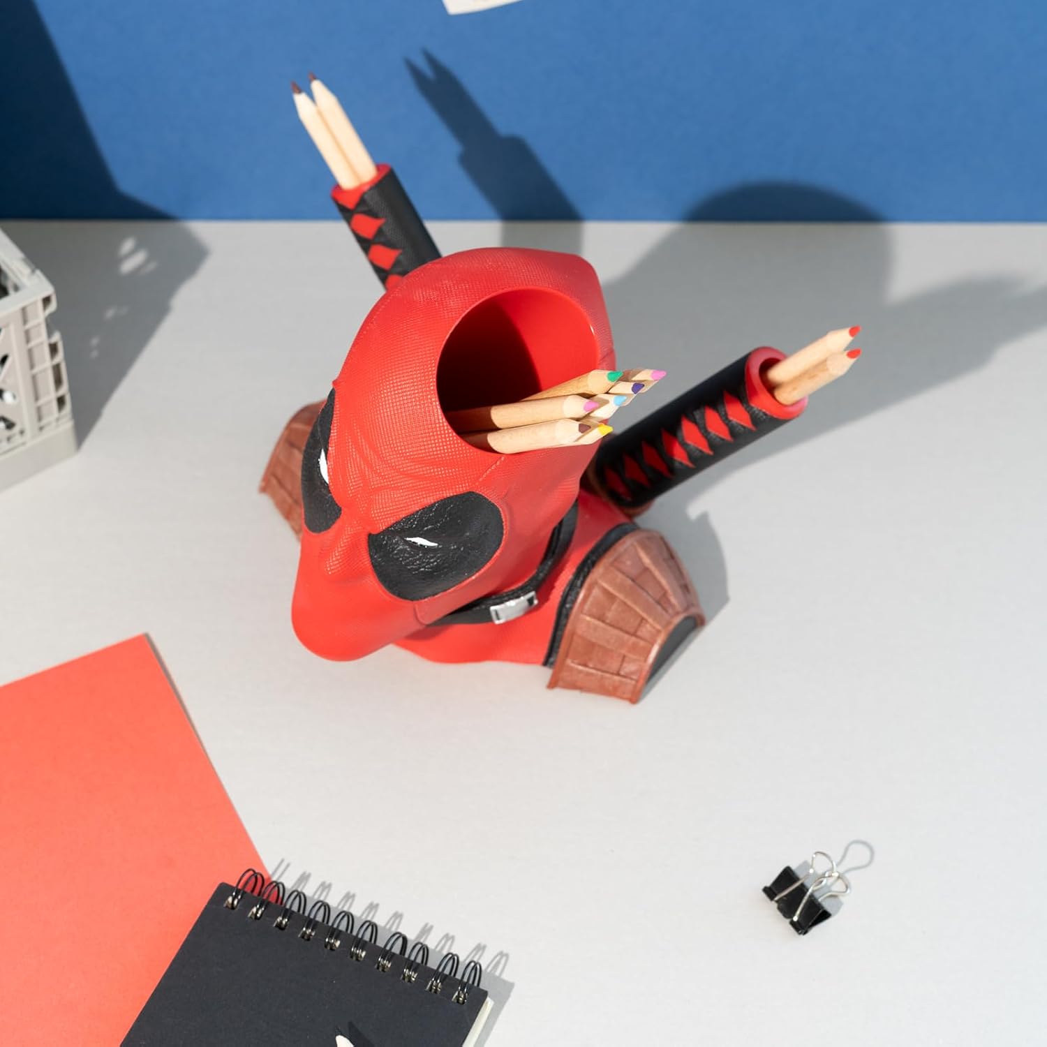 Pot à crayons Deadpool Marvel rouge à 3 compartiments – Image 7