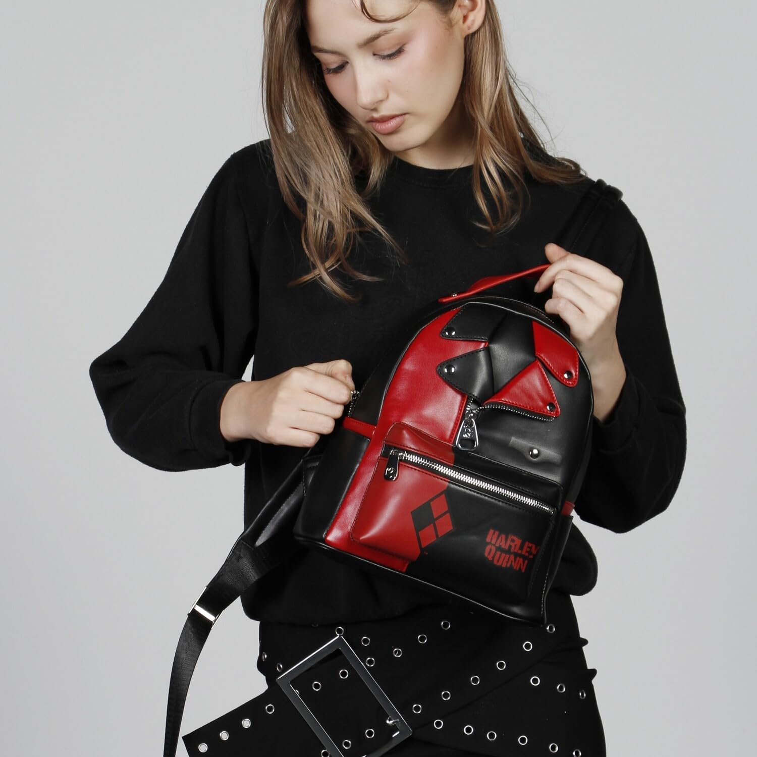 Sac à dos Harley Quinn DC Comics noir, capacité 8 L – Image 6