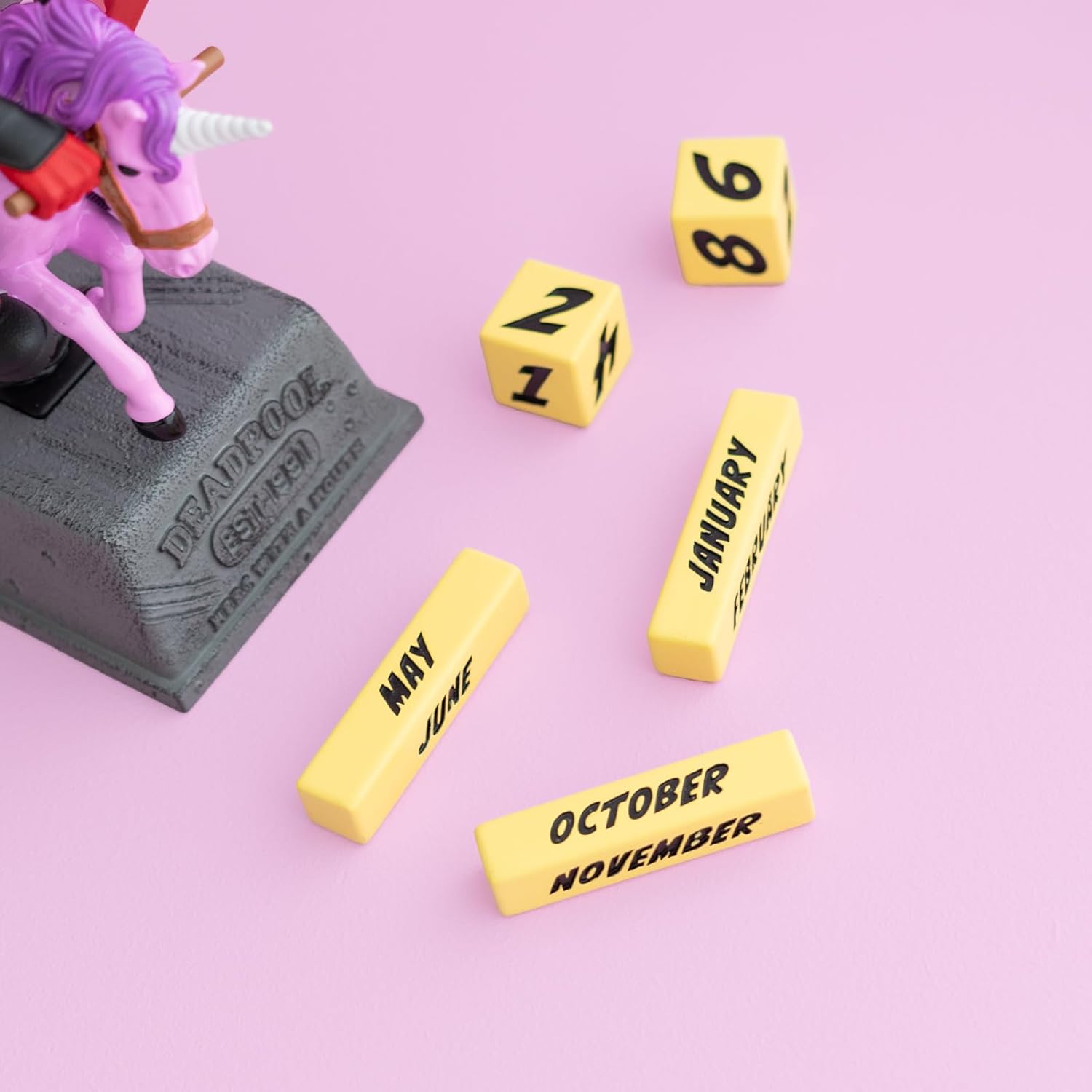 Calendrier perpétuel Deadpool Marvel en résine peinte à la main – Image 7