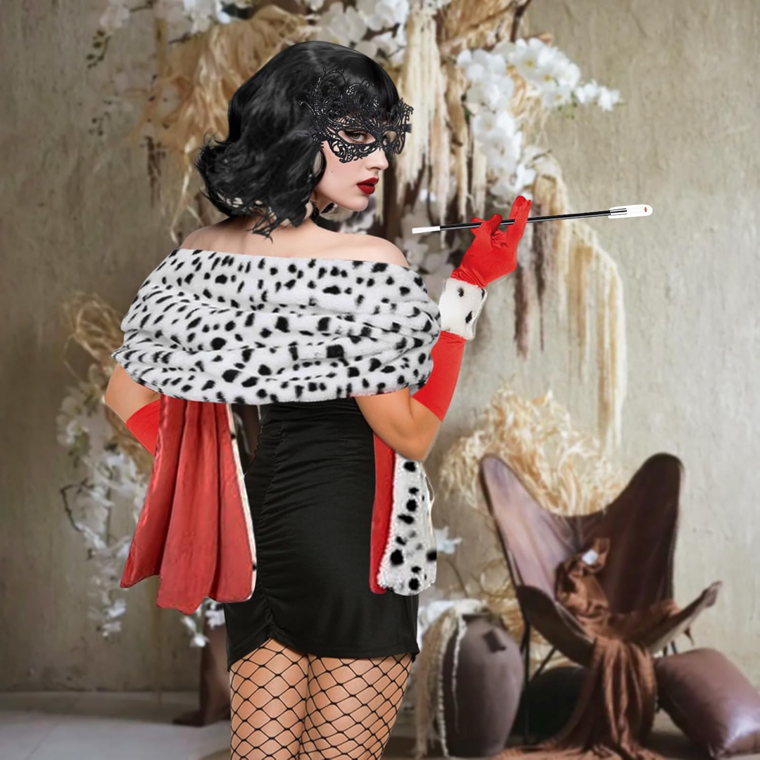 Costume Cruella femme noir et blanc style 1920 avec perruque et masque – Image 5