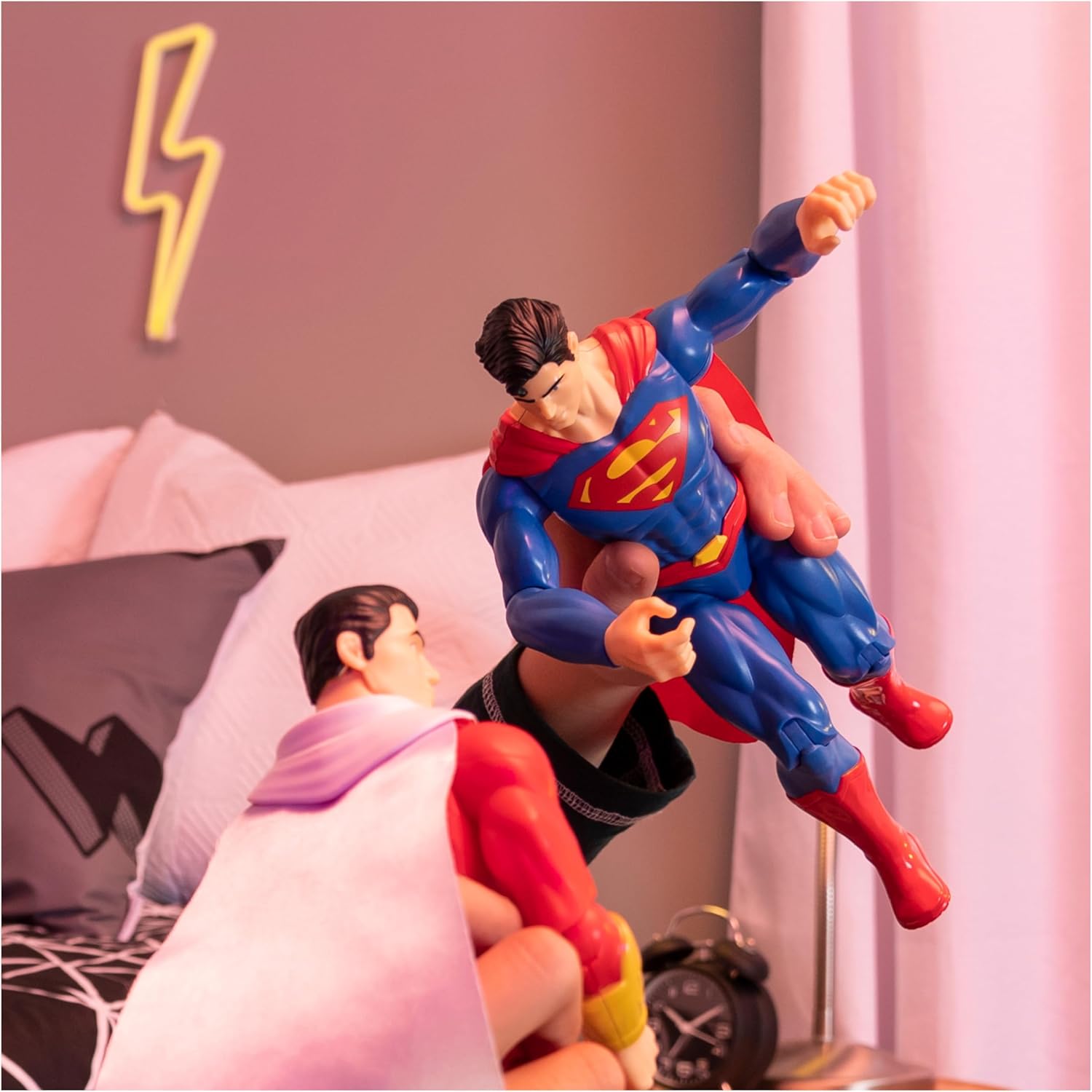 Figurine articulée Superman DC Universe 30 cm avec cape en tissu – Image 5