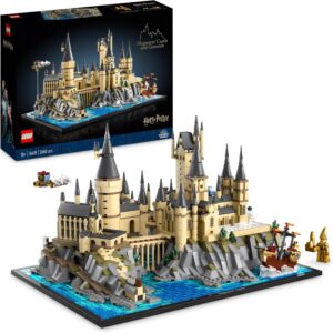 Maquette LEGO Harry Potter de Poudlard et son domaine