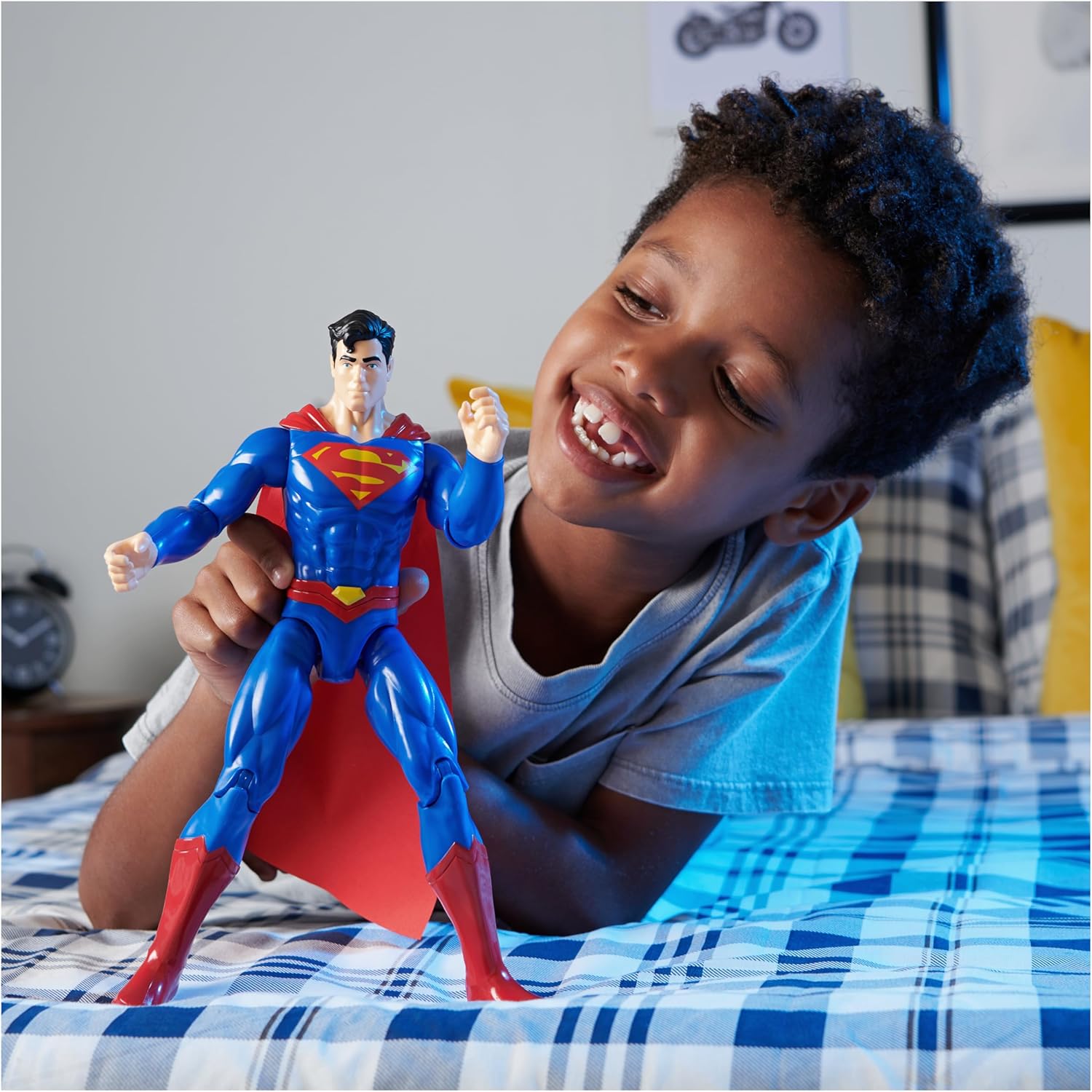 Figurine articulée Superman DC Universe 30 cm avec cape en tissu – Image 6