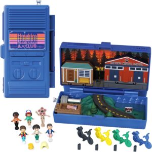 Coffret Polly Pocket Stranger Things avec 6 personnages et 10 accessoires