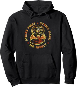 Sweat à capuche Cobra Kai Frappez d’abord, frappez fort coupe classique